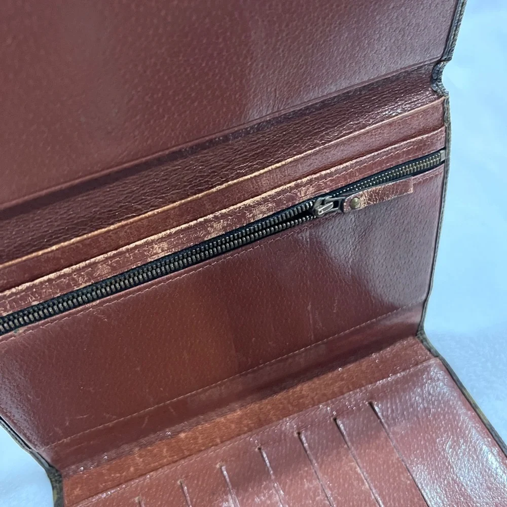 Louis Vuitton Monogram Brown Fold Wallet - Picture 7 of 8